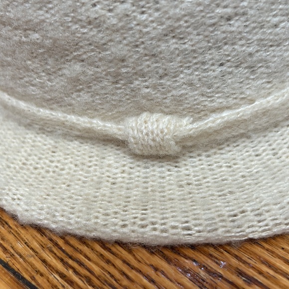 Arlin brand from Arlington Co. cream color hat. One size - Picture 2 of 7